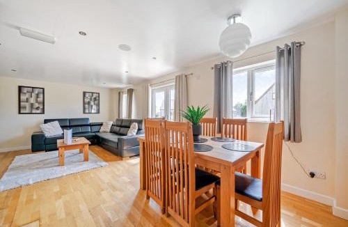 Brigg House | Charcoal Lodge