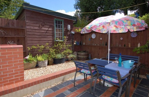 Holcombe Burnell Cottage | Charming Ash Cottage in Exeter