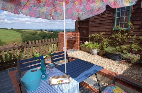 Holcombe Burnell Cottage | Charming Ash Cottage in Exeter