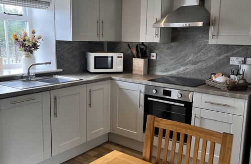 Hurdlow Apartment | Charming barn Conversion with 2 Bedrooms in the beautiful Peak District countryside. Sleeps 4.