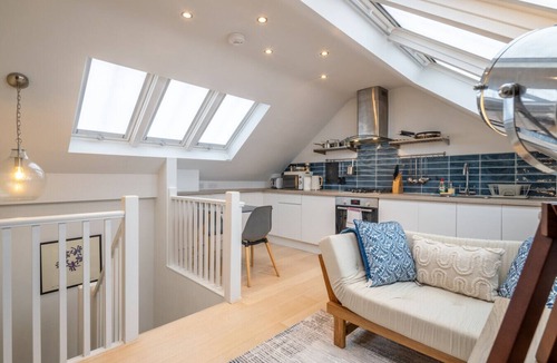 Cambridge House | Charming Central 1Bed Home
