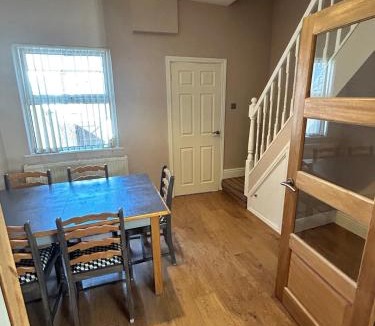 St Helens House | Charming, cosy 2 bed home in St Helens