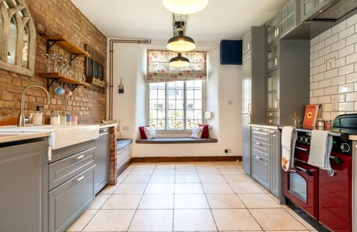 Chipping Norton House | Charming Two Bedroom Cottage in Chipping Norton