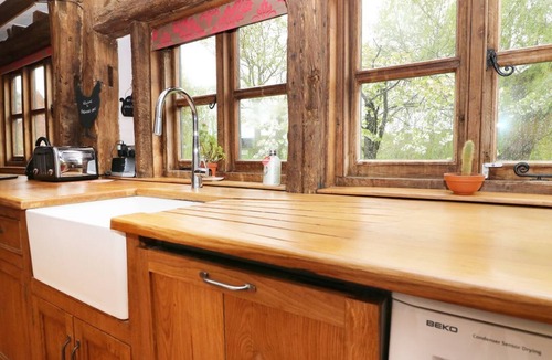 St Michaels House | Charming Harbourne Oast Barn
