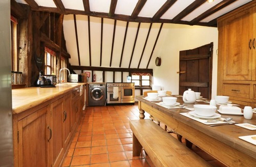 St Michaels House | Charming Harbourne Oast Barn