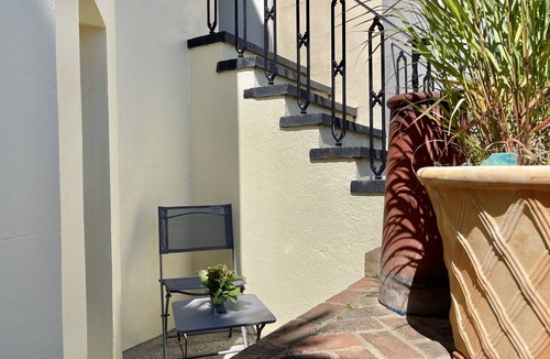 Deal Apartment | Charming, light, and bright lower ground floor apartment in Walmer