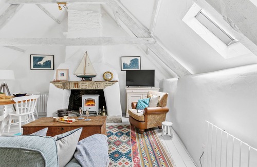 Dittisham Cottage | Charming, stylish, idyllic Dittisham Cottage