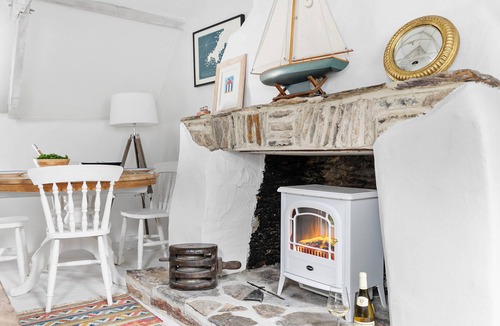 Dittisham Cottage | Charming, stylish, idyllic Dittisham Cottage