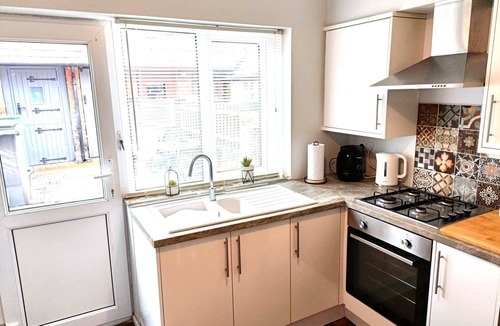 Whitchurch House | Charming Terraced Home in Whitchurch
