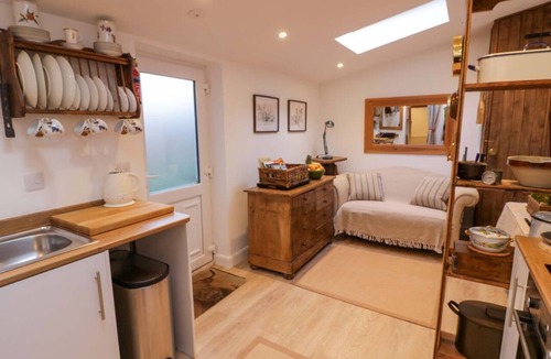 Evesham Apartment | Charming Tucked Away Evesham Retreat