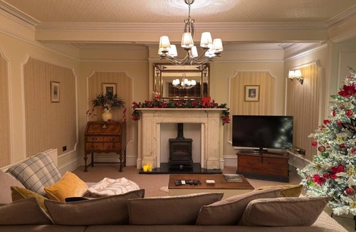 Cullingworth House | Charming Victorian retreat full of unique features