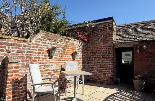 Winchcombe House | Charming Victorian Wool Cottage on the Cotswold Way in Winchcombe.