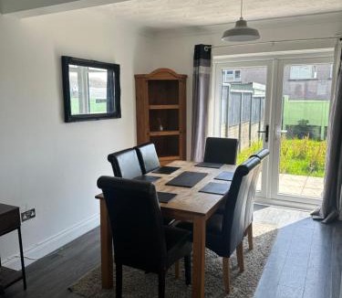Milford Haven House | Cherry Tree