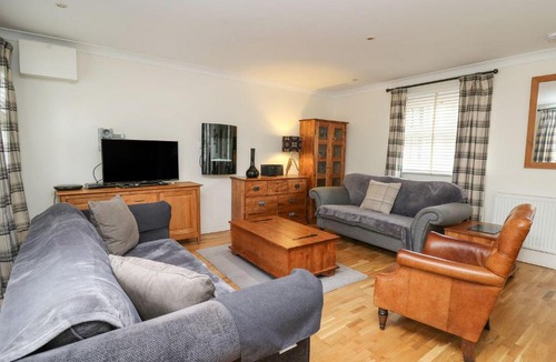 Trawscoed House | Chestnut Cottage