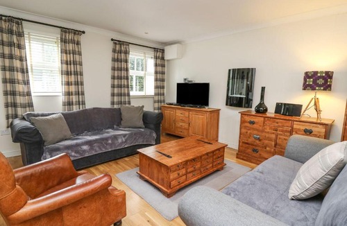 Trawscoed House | Chestnut Cottage