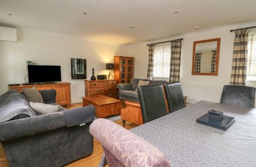 Trawscoed House | Chestnut Cottage