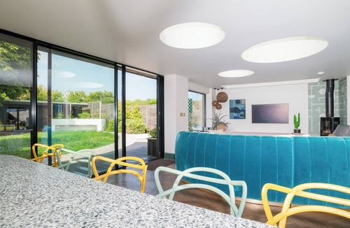 Malborough House | Chic Devon Designer Oasis with hot tub