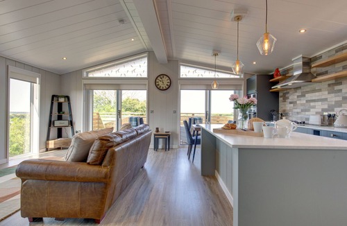 Ringstead Ski Chalet | Chiffchaff, Ingoldisthorpe, Norfolk
