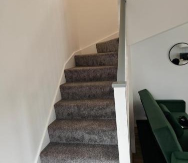 South Hornchurch Apartment | Chilux