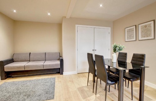 Cheetham Hill Apartment | City Gate Suites
