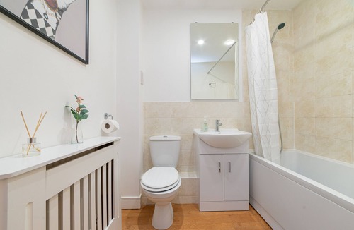 Glyndon Apartment | Classy Designed 1 Bed & 1 Bath