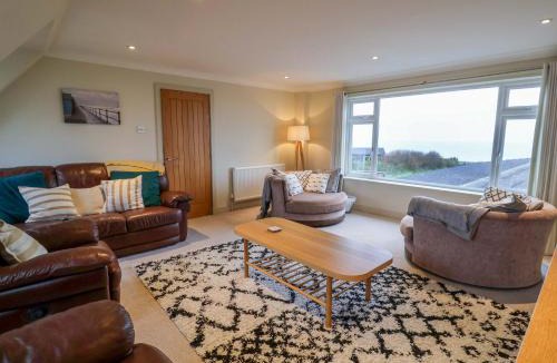 Mundesley House | Cliff Cottage