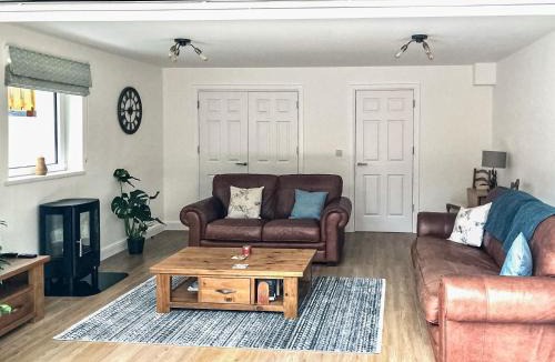 Whitchurch House | Clock Tower Cottage