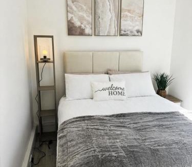 London Borough of Bromley Apartment | Cloud Nine Stay