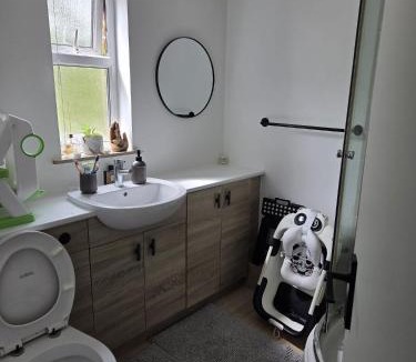 Cribbs Causeway House | Clover Ground Home