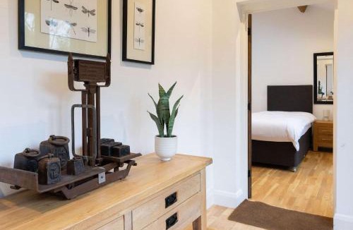 Sidlesham Hotel | Clover - Super King Ensuite Room in Sidlesham