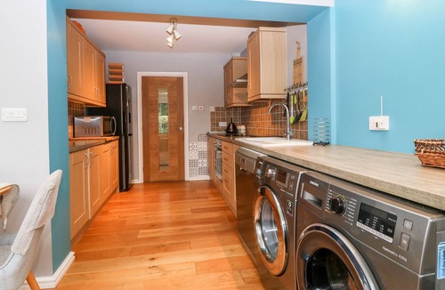 Harlech Cottage | Clyd Fan