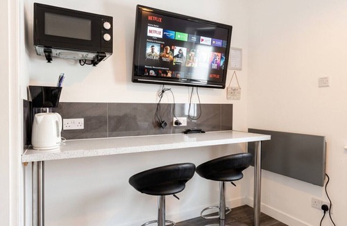 Cushendall Apartment | Coastal Studio Apartments 1-Bed Flat Sleeps 3 · Walk to Cushendall Beach