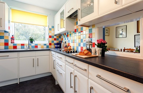 Worth Matravers Cottage | Coastguard Cottage - 4 bedroom family accommodation