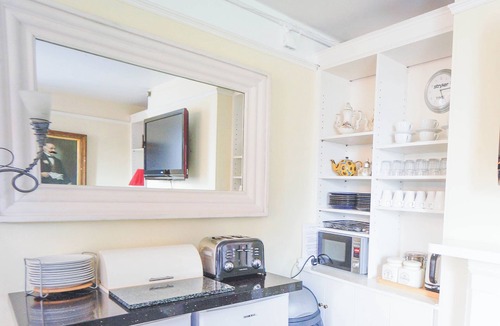 Thatcham House | Colthrop Manor