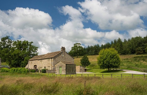 Skipton House | Combining comfort, character, and sustainability, this charming four-bedroom property is the perfect base for families and groups of friends.
