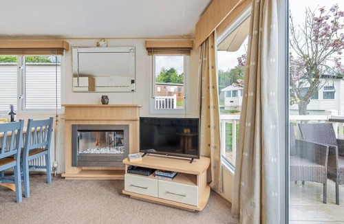 Cheddar House | Comfort Three Bedroom (Pet Friendly)
