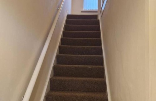 Washington House | Comfortable 2Br Home-free Parking-great Location