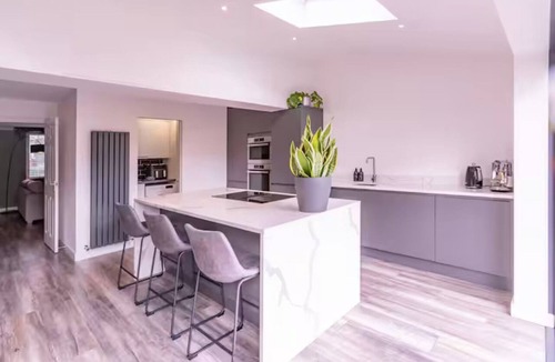 Chelmsford House | Comfortable 3 bedroom Home | Chelmsford | Sleeps 5 - Pass the Keys