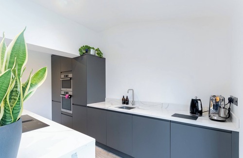 Chelmsford House | Comfortable 3 bedroom Home | Chelmsford | Sleeps 5 - Pass the Keys
