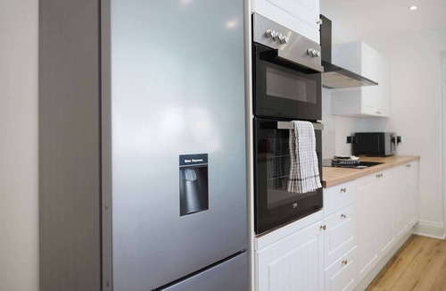 Shildon House | Comfortable 4BR Stay Byerley Road by Stay With Us