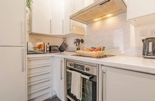 The Westside Apartment | Comfortable penthouse in the center - Free parking and balcony