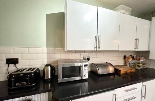 Clayton House | Comfortable rooms Manchester