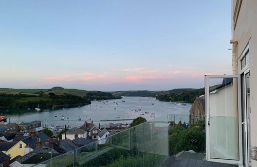 Salcombe Apartment | Contemporary Apartment | Outside Space | Harbour Views | Parking