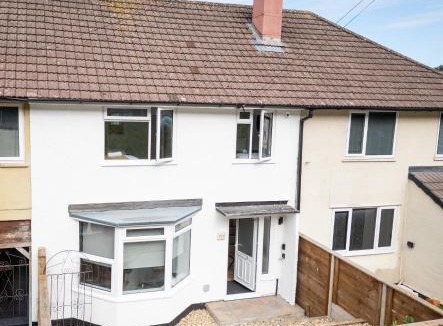 Severn Beach Apartment | Contractor Accommodation Avonmouth 3 Bedroom House Sleeps 6 Free Van Parking