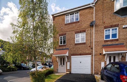Woodmansey House | Contractor*Leisure*Comfy King Bed*Free Parking