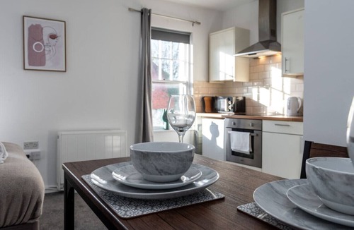 Neath Condo | Contractor Room Kitchen Central Spot