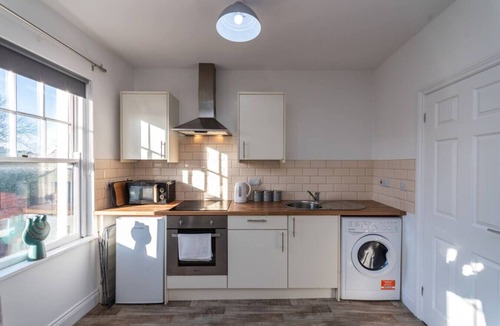 Neath Condo | Contractor Room Kitchen Central Spot