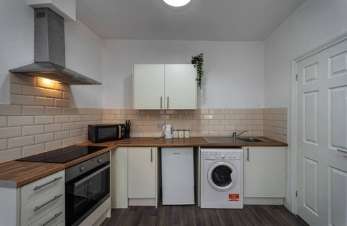 Neath Condo | Contractor Room Kitchen Central Spot