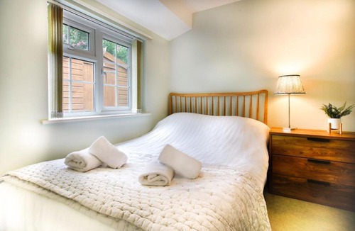 Cambridge Apartment | Convenient Studio near Addenbrookes with Parking