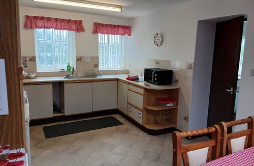 Trefor Cottage | Converted Barn Penlon Cottage - Sleeps 6 & Cot
